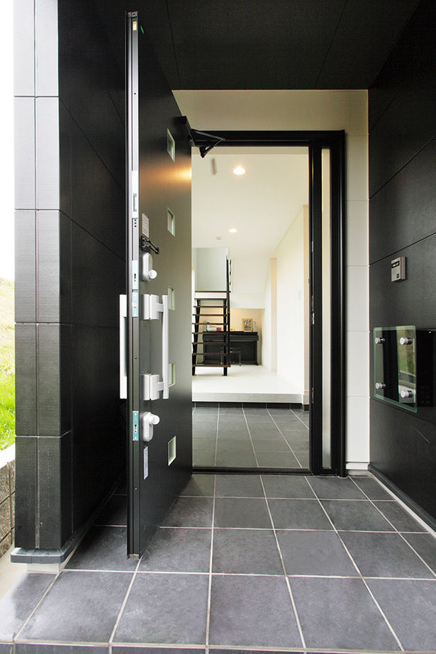 Art Yoshikawa設計事務所 吉川住建 【岡崎市|3000万円台|3階建て|インナーバルコニー】スリット窓が印象的なスタイリッシュ3階建ての建築実例画像7