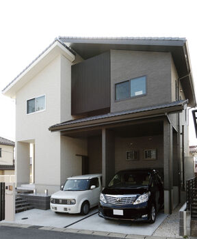 Art Yoshikawa設計事務所 吉川住建 職人技が光る手塗りの壁の畳コーナーは、家族の安らぎの空間。「和」好きが選んだ和モダンの家の建築実例画像1