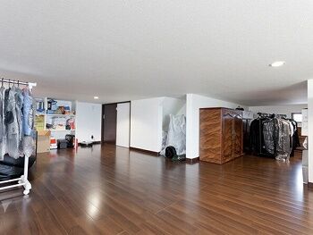 Art Yoshikawa設計事務所 吉川住建 モダンなデザインで機能的。サンルームやファミリールームのある間取りで家族みんなが快適に暮らせる家の建築実例画像8