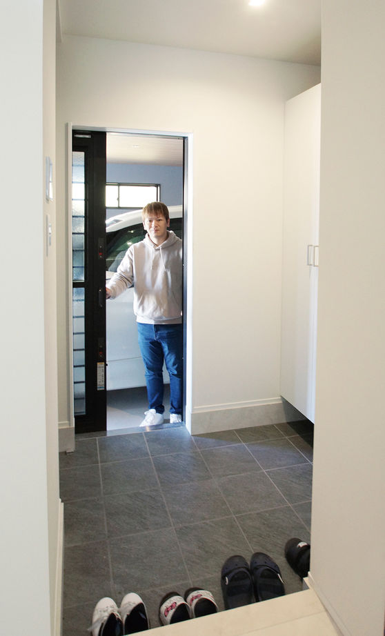 Art Yoshikawa設計事務所 吉川住建 【日進市|2000万円台|テクノストラクチャー|ビルトインガレージ】ゆったりリビングも叶えたガレージハウスの建築実例画像6