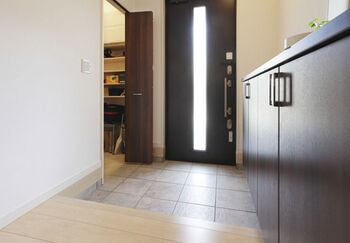 Art Yoshikawa設計事務所 吉川住建 採光性の工夫で土地の条件をクリア。リビングの収納やニッチなど細かい要望も丁寧な対応で実現の建築実例画像5