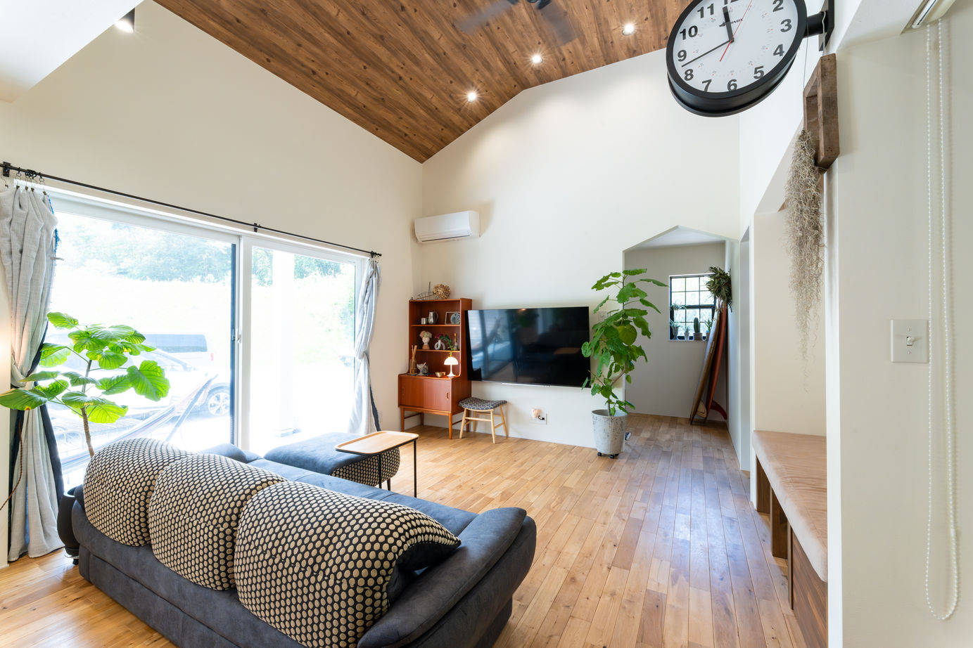 健康住宅 【平屋/カリフォルニアスタイル/2000万円台】山に囲まれたこだわりのサーファーズハウスの建築実例画像3