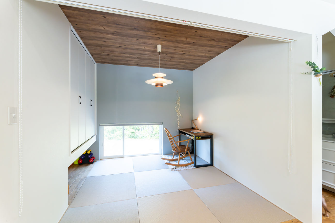 健康住宅 【平屋/カリフォルニアスタイル/2000万円台】山に囲まれたこだわりのサーファーズハウスの建築実例画像5