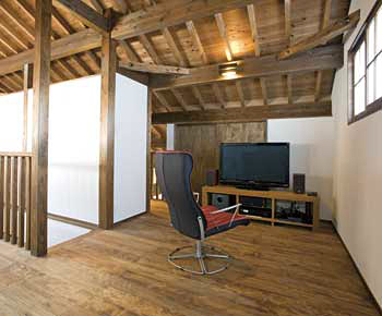 広和木材 【間取図有｜平屋風×古民家風】工場で木材を厳選。木が気持ちいい、四季の風景と暮らす古民家風の家の建築実例画像8