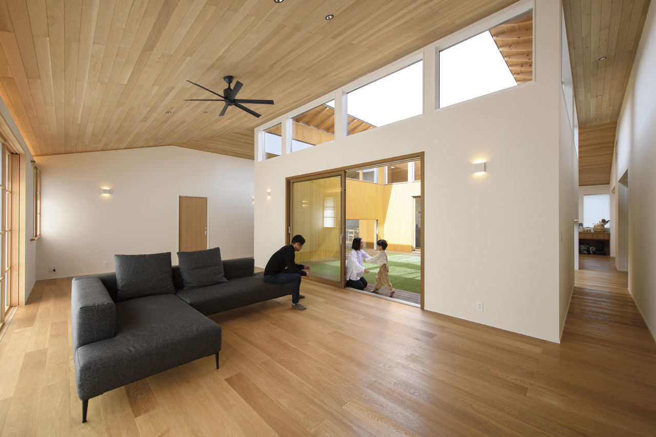 広和木材 【平屋/回遊動線/50坪台/2LDK/間取り図】中庭がもたらす圧倒的な明るさと開放感。風が通る木が心地よい平屋の建築実例画像2