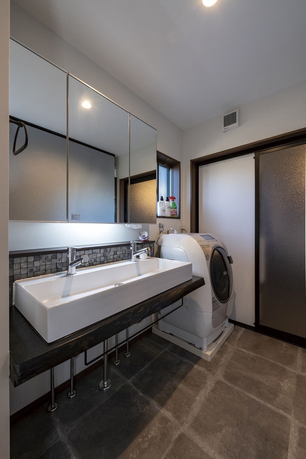 広和木材 【愛知/和モダン/40坪台/4LDK/間取り図】経年変化を楽しみ自然体で暮らす、新しいのに懐かしい古民家風の家の建築実例画像7