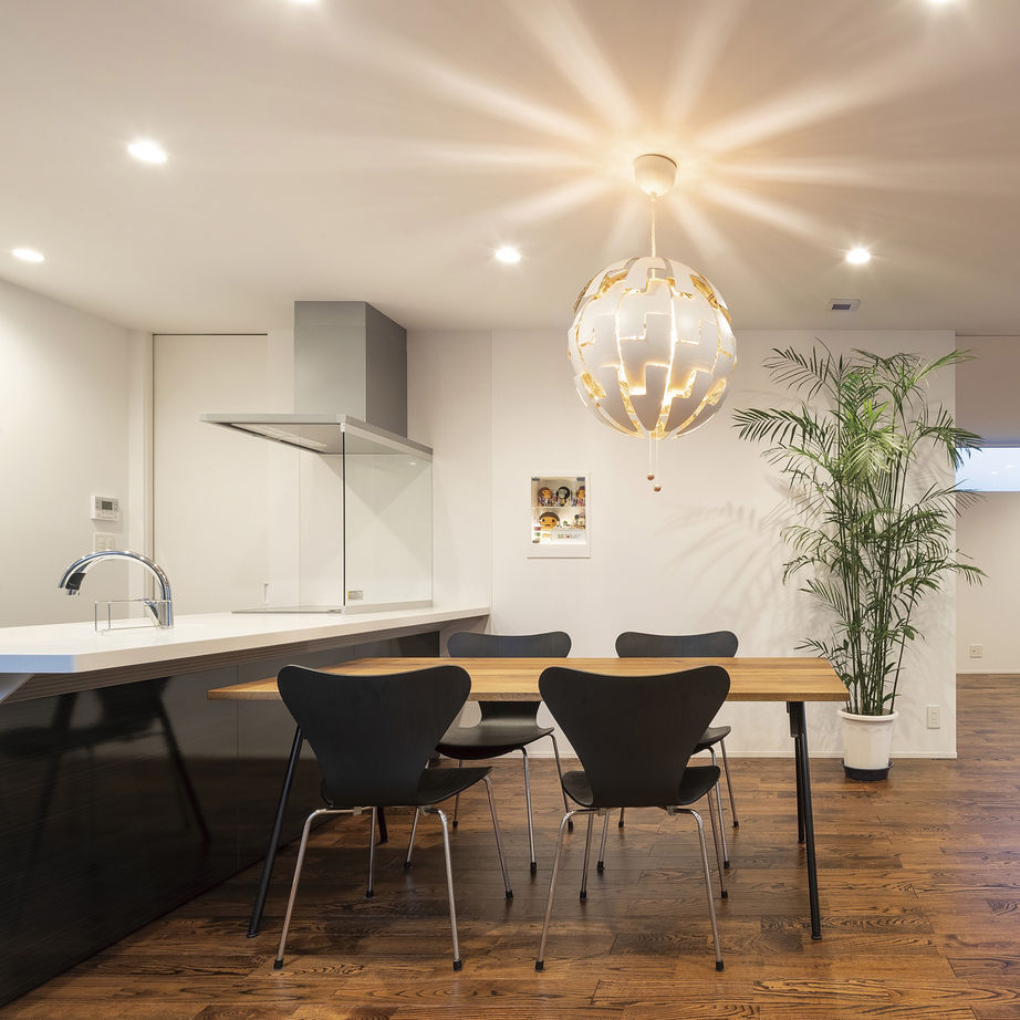 StyleDesign 「リゾートのような上質さが漂う住まう」木、漆喰、石を活かした魅せるデザインの建築実例画像3