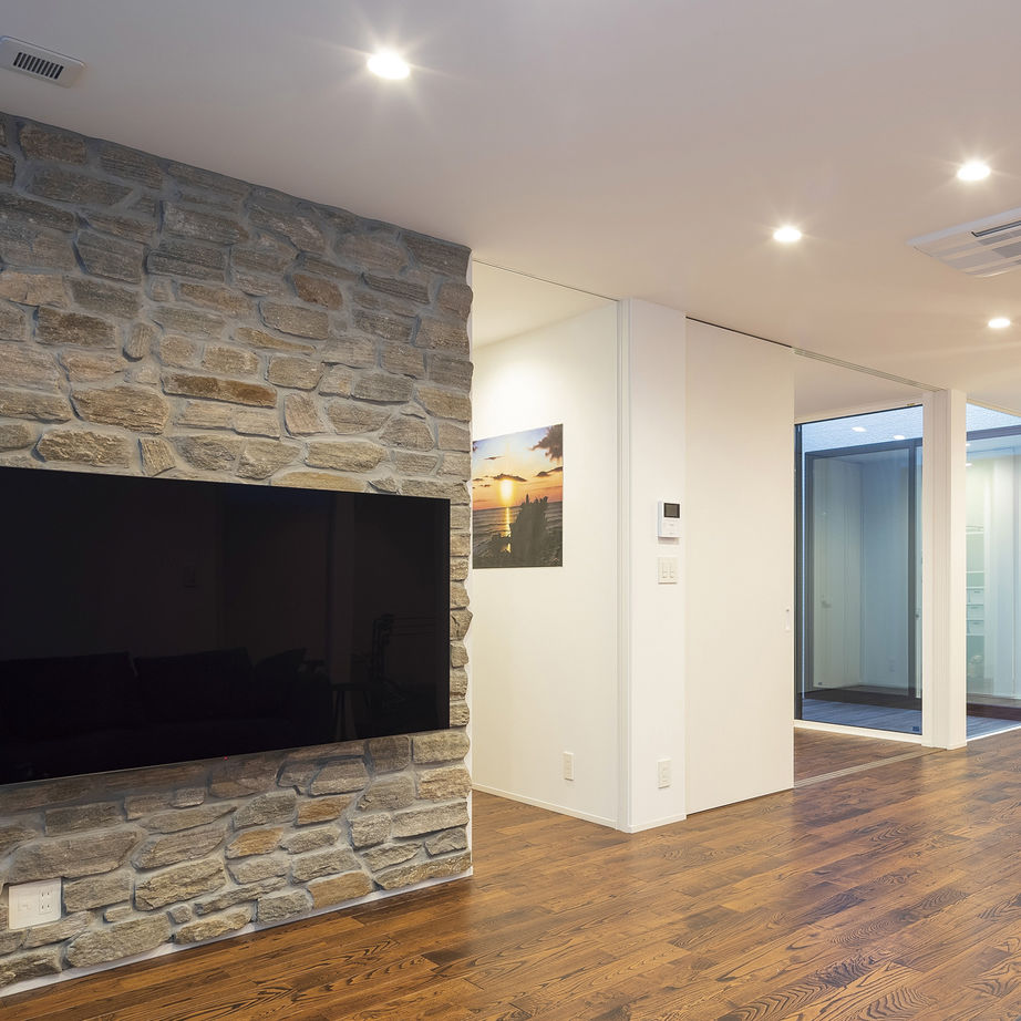 StyleDesign 「リゾートのような上質さが漂う住まう」木、漆喰、石を活かした魅せるデザインの建築実例画像6