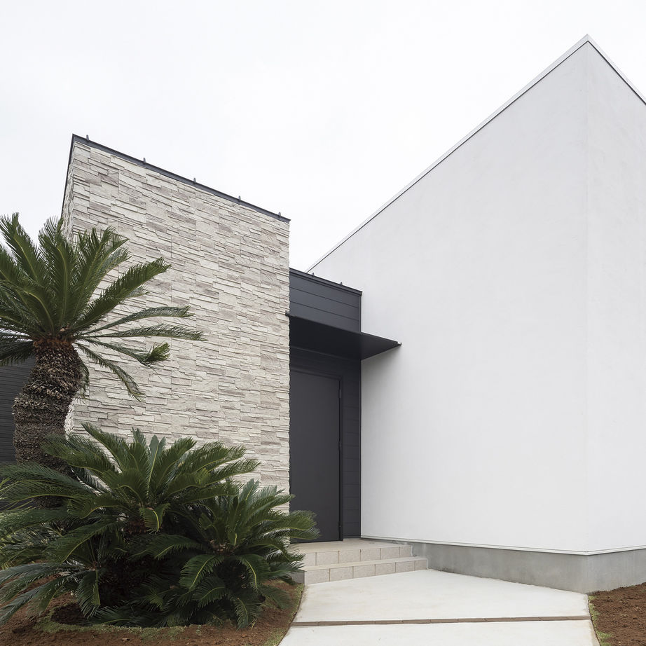 StyleDesign 「リゾートのような上質さが漂う住まう」木、漆喰、石を活かした魅せるデザインの建築実例画像8