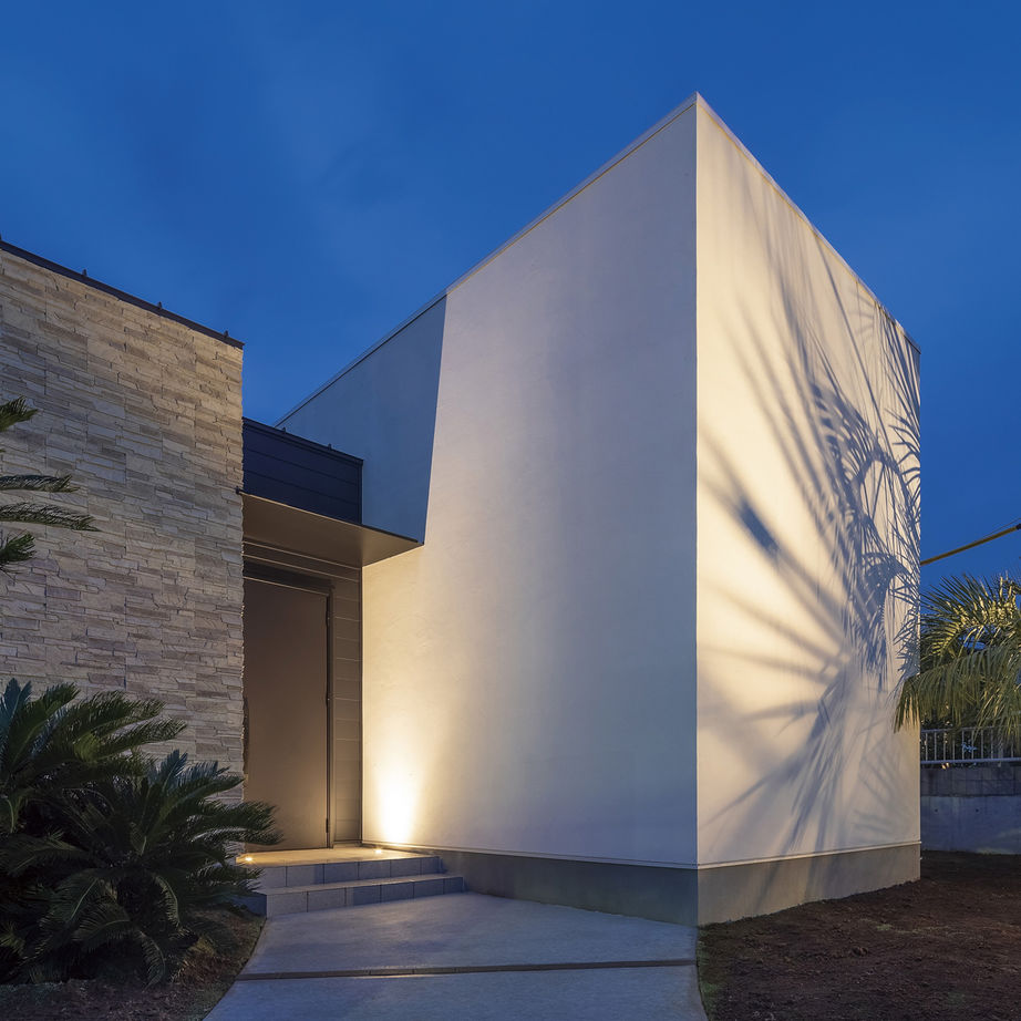 StyleDesign 「リゾートのような上質さが漂う住まう」木、漆喰、石を活かした魅せるデザインの建築実例画像9