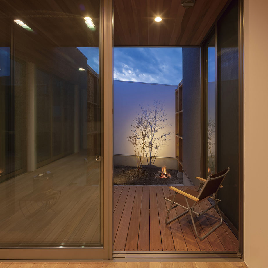 StyleDesign 巧みな設計力でカーテン要らずの開放的な暮らし。2つの中庭がもたらす、ゆとりの時間の建築実例画像7