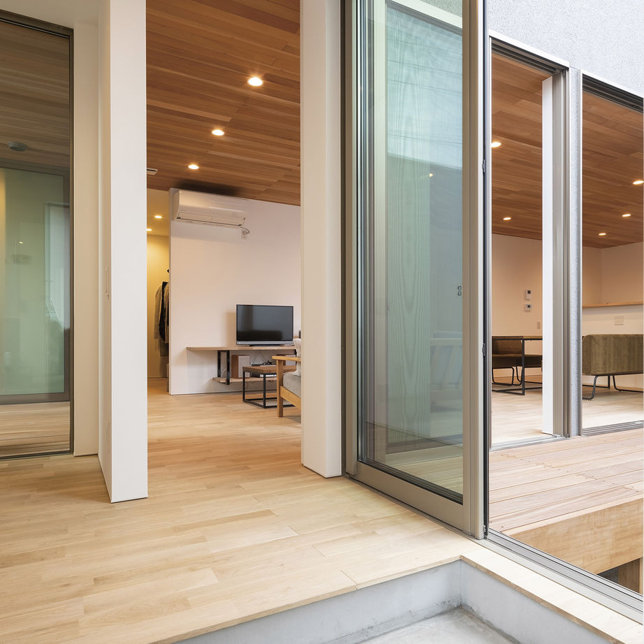 StyleDesign 巧みな設計力でカーテン要らずの開放的な暮らし。2つの中庭がもたらす、ゆとりの時間の建築実例画像9