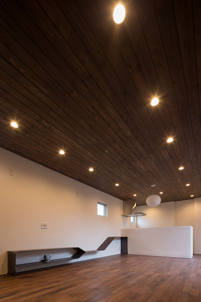 StyleDesign 中庭を囲み笑顔が集う住空間。空に包まれる非日常の癒しの建築実例画像4