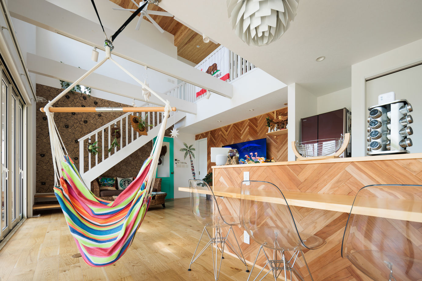 StyleDesign 夢と遊び心が満載！カリフォルニアスタイルの屋。バリアフリー設計で快適の建築実例画像5