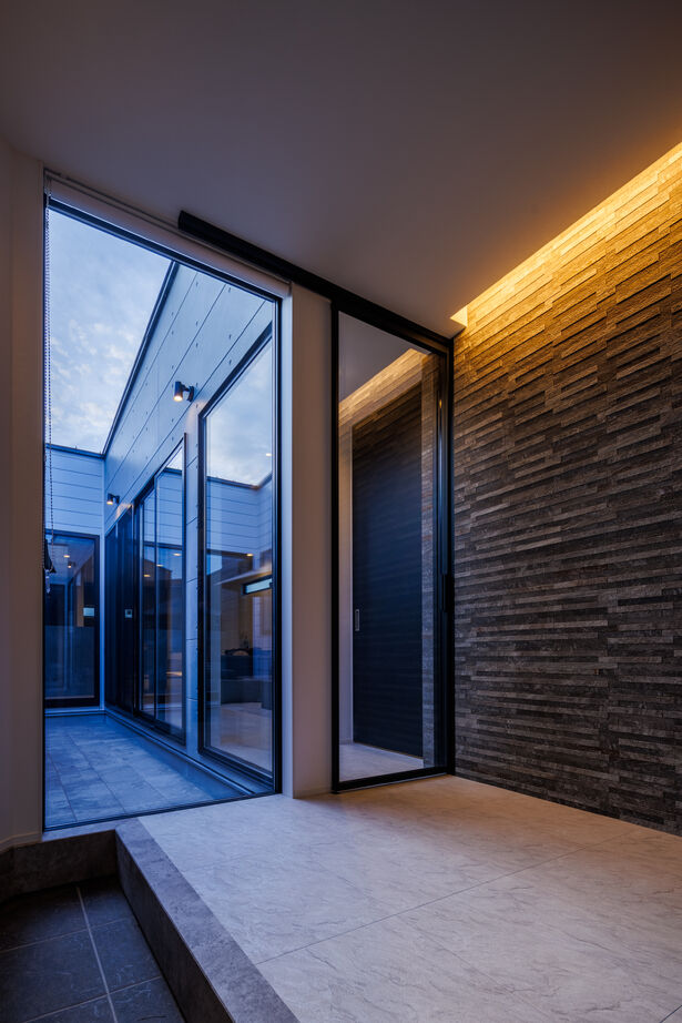 StyleDesign ガレージ付き平屋｜中庭・ゴルフルームで充実のお家時間｜「自由に楽しく！」をカタチにの建築実例画像6