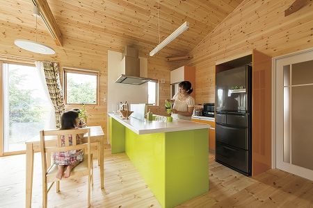 エイ・ワン(A-1 home) 【1000万円台】予算内で実現。太陽光発電＋天然無垢材たっぷりの快適住宅の建築実例画像5