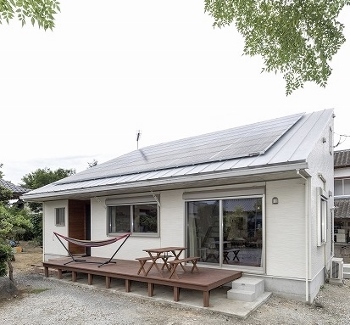 エイ・ワン(A-1 home) 【35.2坪/1000万円台/2F】無垢材×ホワイト＝ナチュラルな空間。２Fともつながる広々LDKの２階建ての建築実例画像10