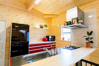 エイ・ワン(A-1 home) 【27.0坪/1000万円台/平屋/間取り有】DJブース付LDK！？趣味を心ゆくまで楽しめるログハウス風の平屋の建築実例画像4