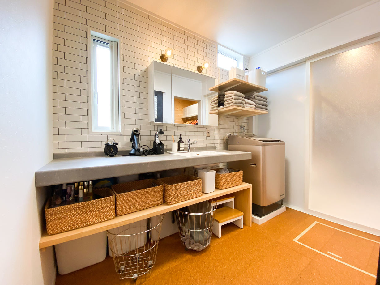 エイ・ワン(A-1 home) 【38.5坪/2200万円台/2F/間取り有】性能もデザイン暮らしやすさも。ZEH仕様のクールな２階建ての建築実例画像8