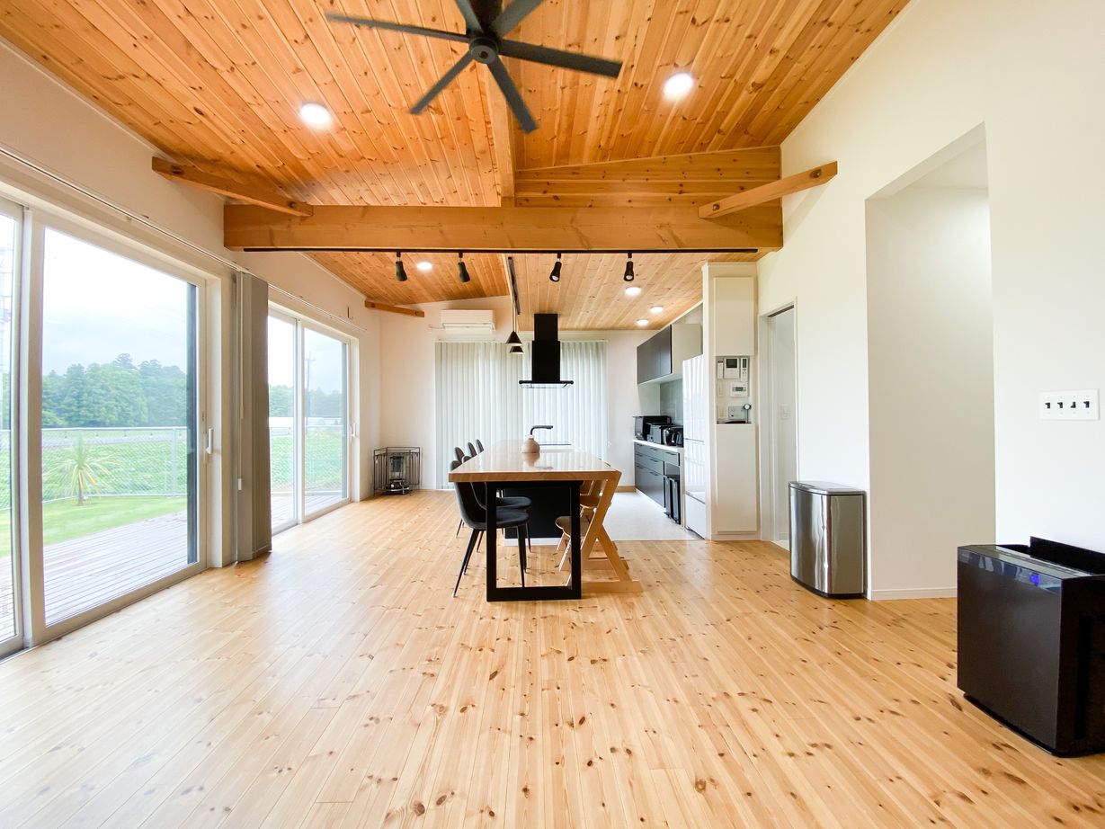 エイ・ワン(A-1 home) 【30坪/1800万円台/平屋/間取り有】無垢材とスタイリッシュなコーディネイトが光る平屋の建築実例画像6