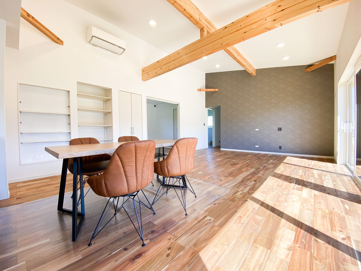 エイ・ワン(A-1 home) 【33.31坪/2000万円台/平屋/間取り有】ファミリークロークを2つ採用！充実した収納を備えた平屋の建築実例画像4