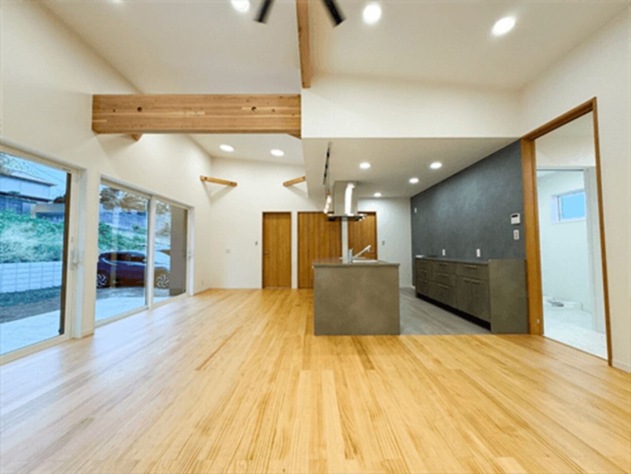 エイ・ワン(A-1 home) 【31坪/1780万円/平屋】高い天井の大空間LDKでのびのび暮らす31坪の平屋の建築実例画像3