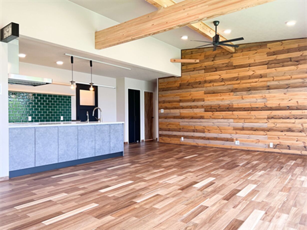 エイ・ワン(A-1 home) 【41坪/３LDK/平屋】家事ラク動線+大空間リビング　おうちカフェが楽しめる３LDK平屋の建築実例画像2