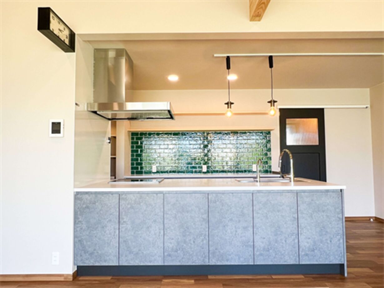 エイ・ワン(A-1 home) 【41坪/３LDK/平屋】家事ラク動線+大空間リビング　おうちカフェが楽しめる３LDK平屋の建築実例画像3