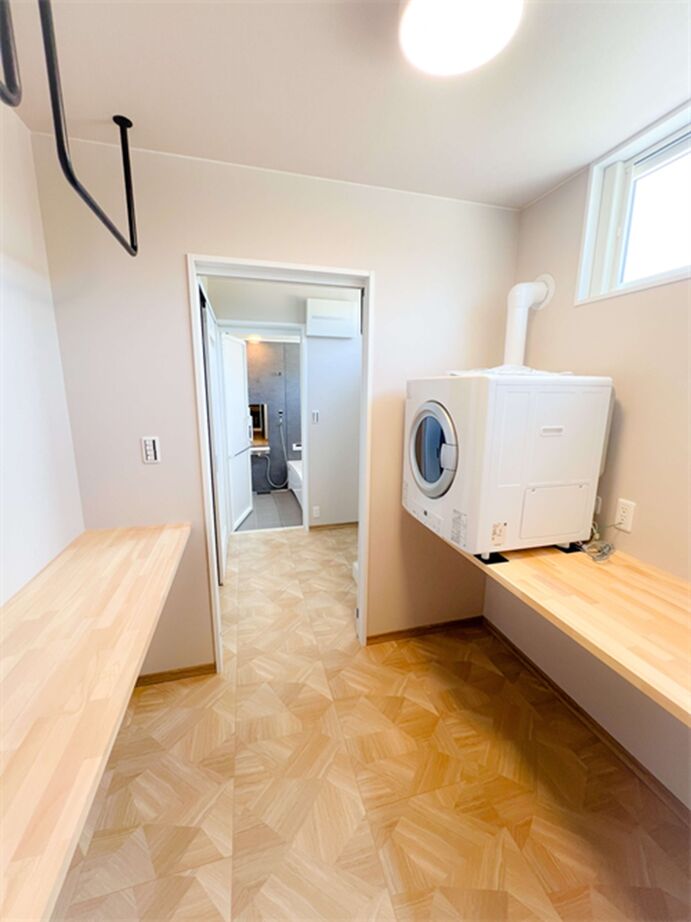 エイ・ワン(A-1 home) 【41坪/３LDK/平屋】家事ラク動線+大空間リビング　おうちカフェが楽しめる３LDK平屋の建築実例画像6