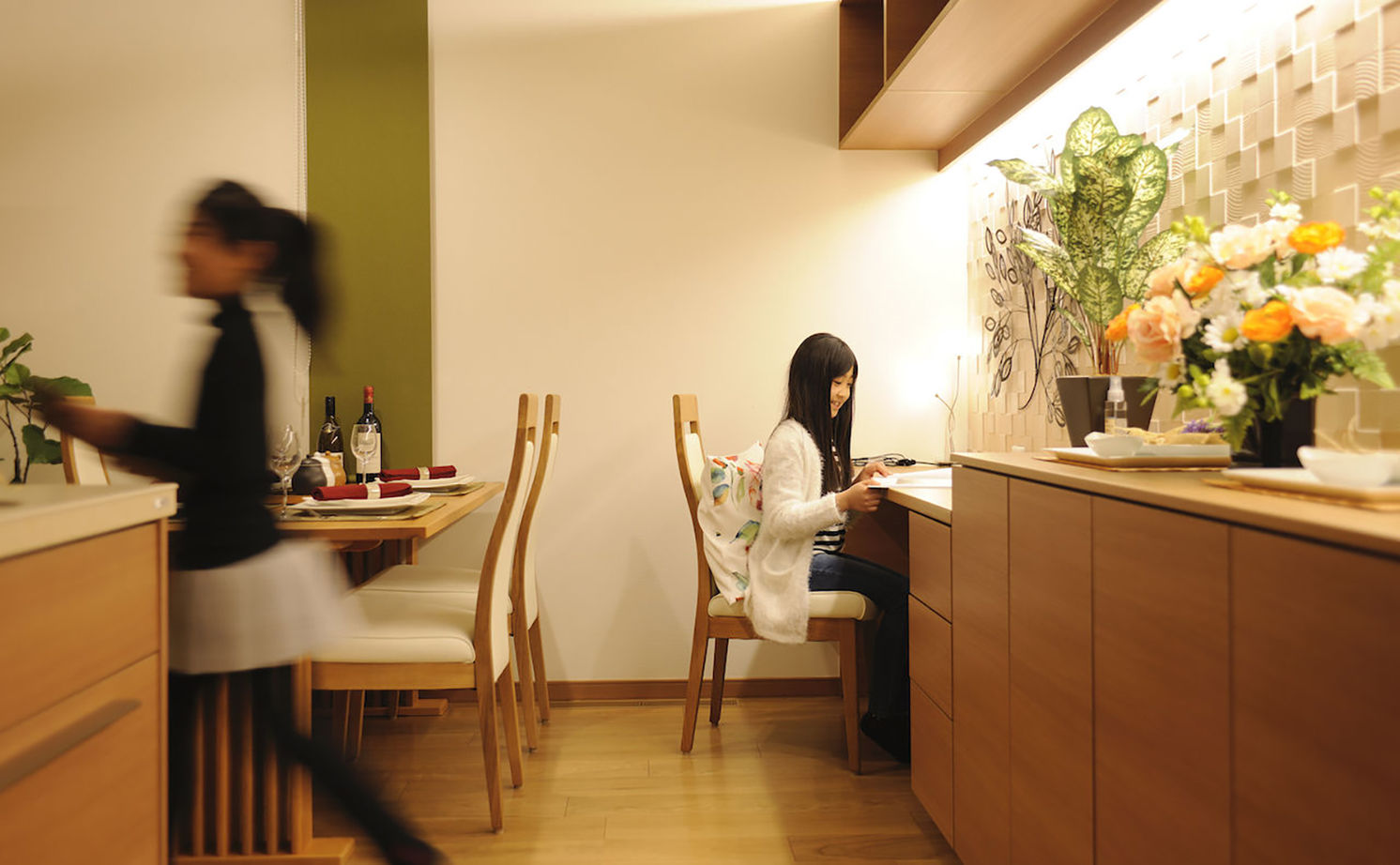 住宅工房 アリアンス(富士・富士宮・沼津) <富士市/40坪台>住まいの中心は吹き抜けリビングで開放的。アジアンリゾート風の住まいの建築実例画像3