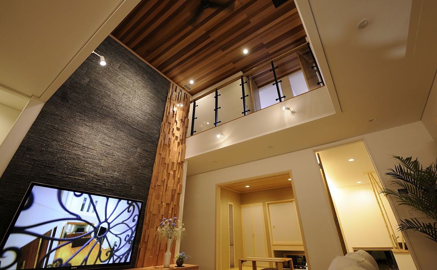 住宅工房 アリアンス(富士・富士宮・沼津) <富士市/40坪台>住まいの中心は吹き抜けリビングで開放的。アジアンリゾート風の住まいの建築実例画像4