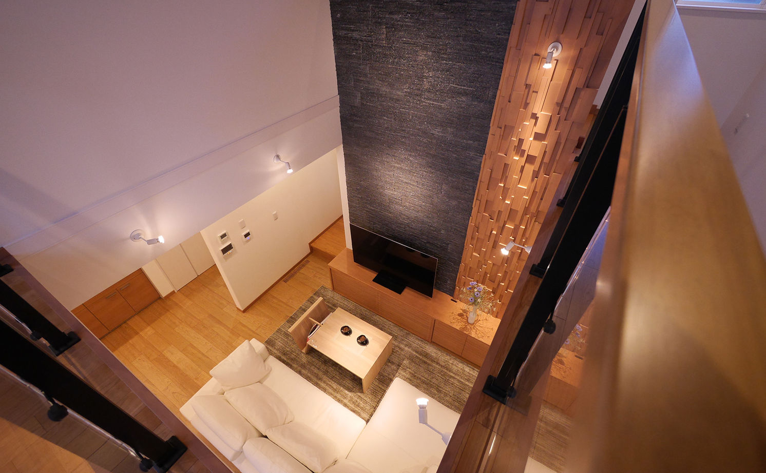 住宅工房 アリアンス(富士・富士宮・沼津) <富士市/40坪台>住まいの中心は吹き抜けリビングで開放的。アジアンリゾート風の住まいの建築実例画像6