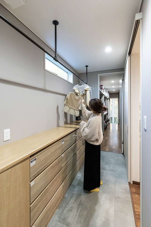 住宅工房 アリアンス(富士・富士宮・沼津) <富士市/吹き抜け>“ロの字型”の間取りで、家事を時短。家族と自分の時間、どちらも楽しく過ごす家への建築実例画像5