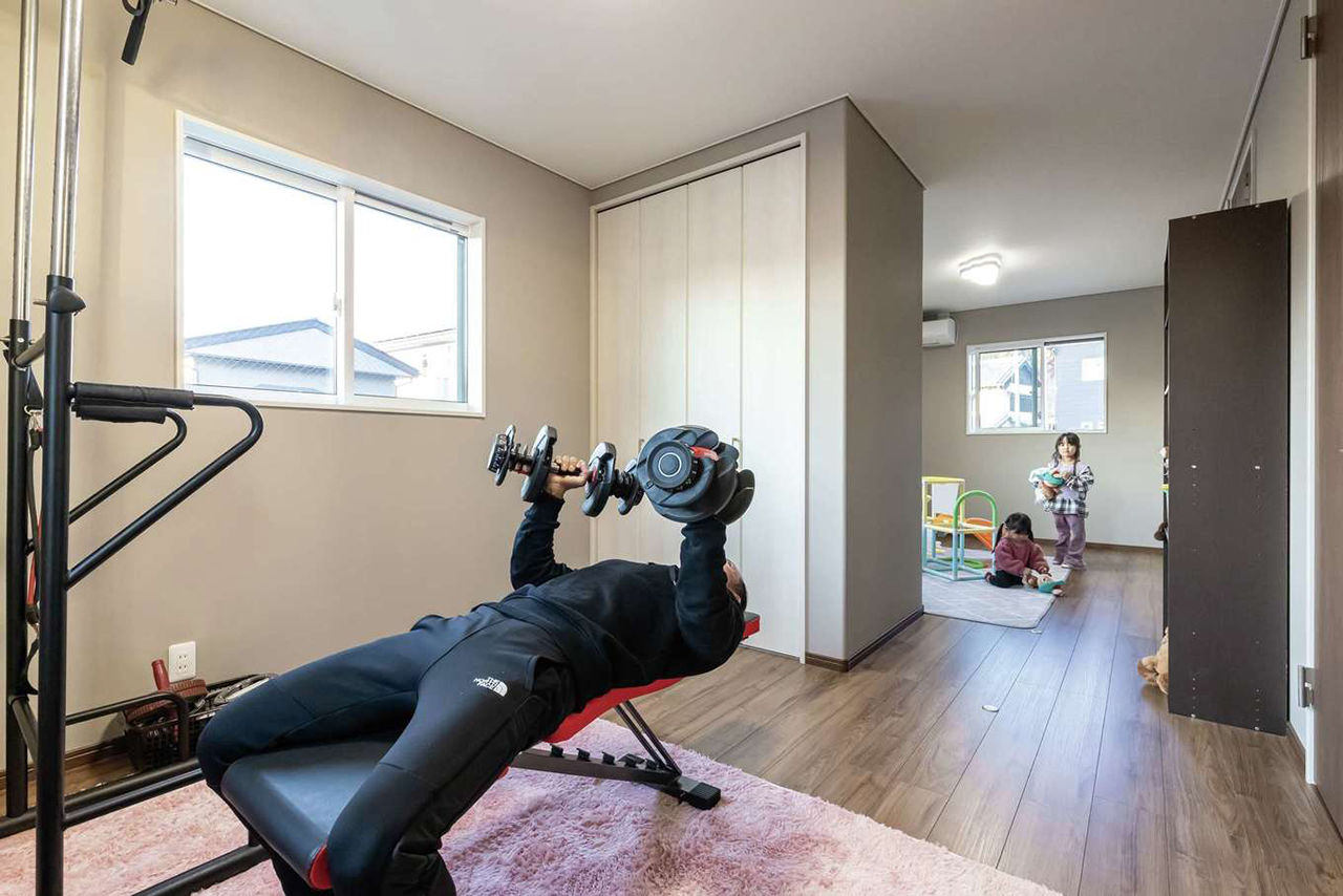 住宅工房 アリアンス(富士・富士宮・沼津) <富士市/吹き抜け>“ロの字型”の間取りで、家事を時短。家族と自分の時間、どちらも楽しく過ごす家への建築実例画像8