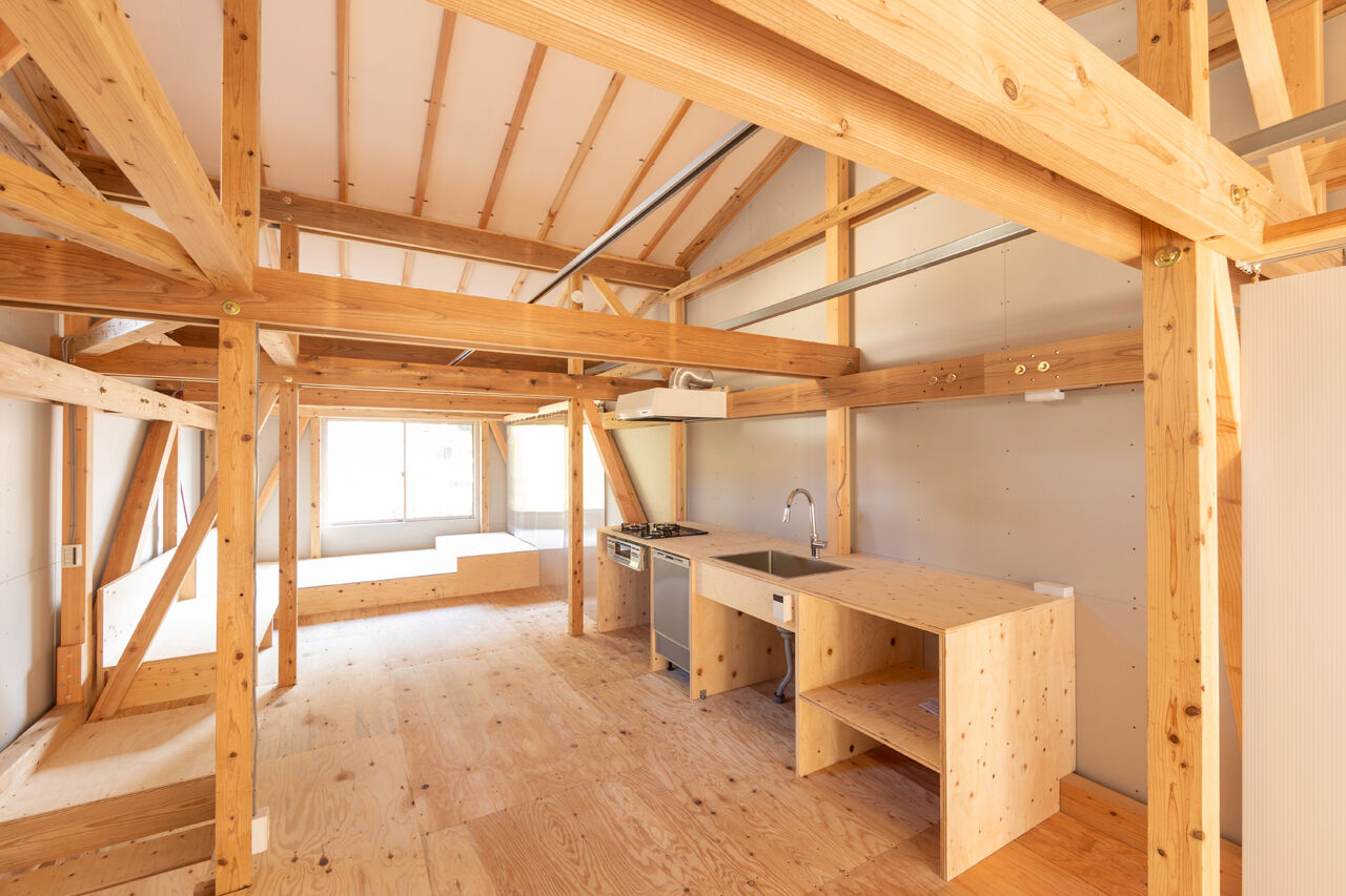 祥規建設 【京都市左京区／2000万円台／20坪台】素材そのままの仕上げでクラフト感たっぷり！工房兼住居の建築実例画像3