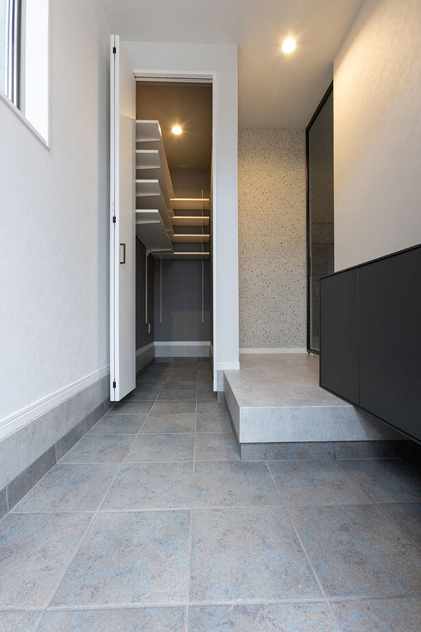 祥規建設 【宇治市／2000万円台／30坪台】屋上バルコニーが庭代わり！家族だけで楽しめるプライベート空間の建築実例画像2