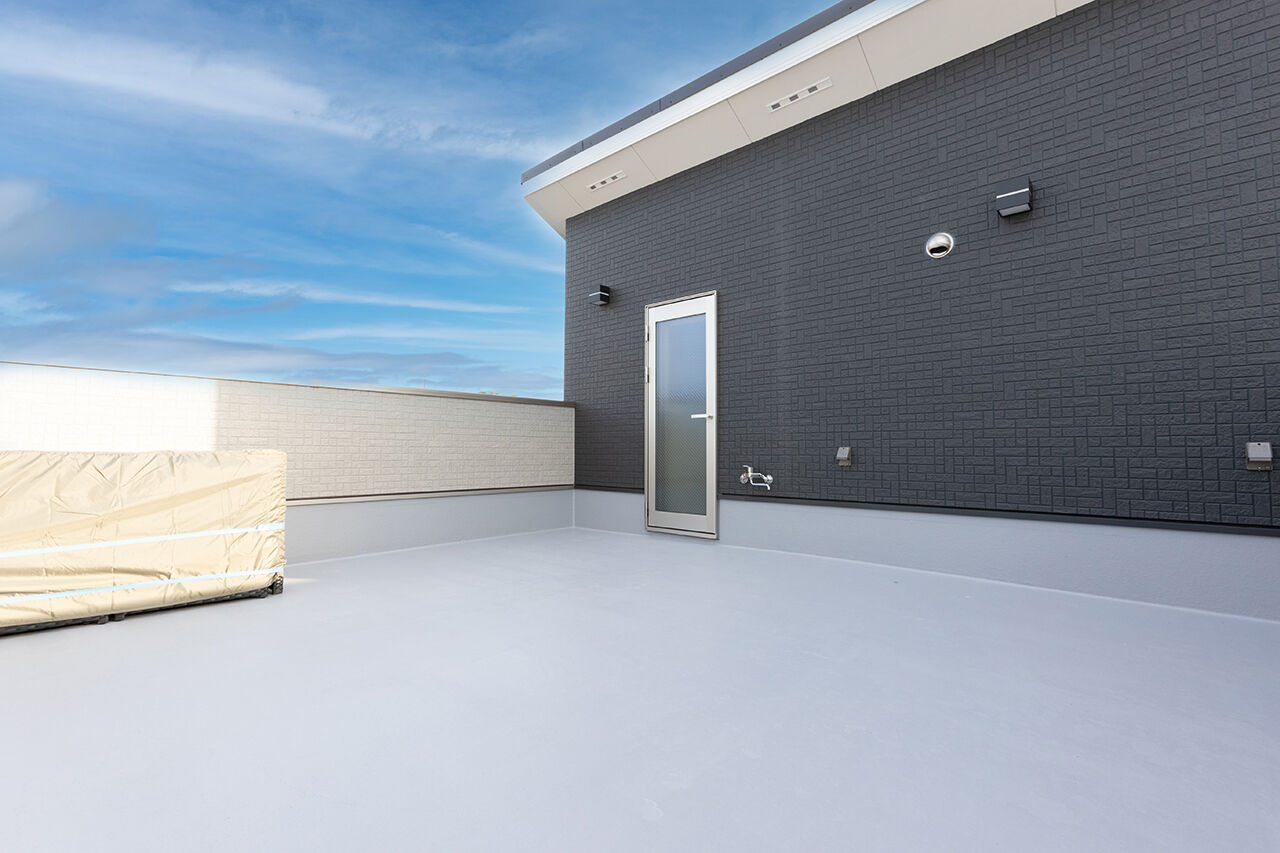 祥規建設 【宇治市／2000万円台／30坪台】屋上バルコニーが庭代わり！家族だけで楽しめるプライベート空間の建築実例画像10