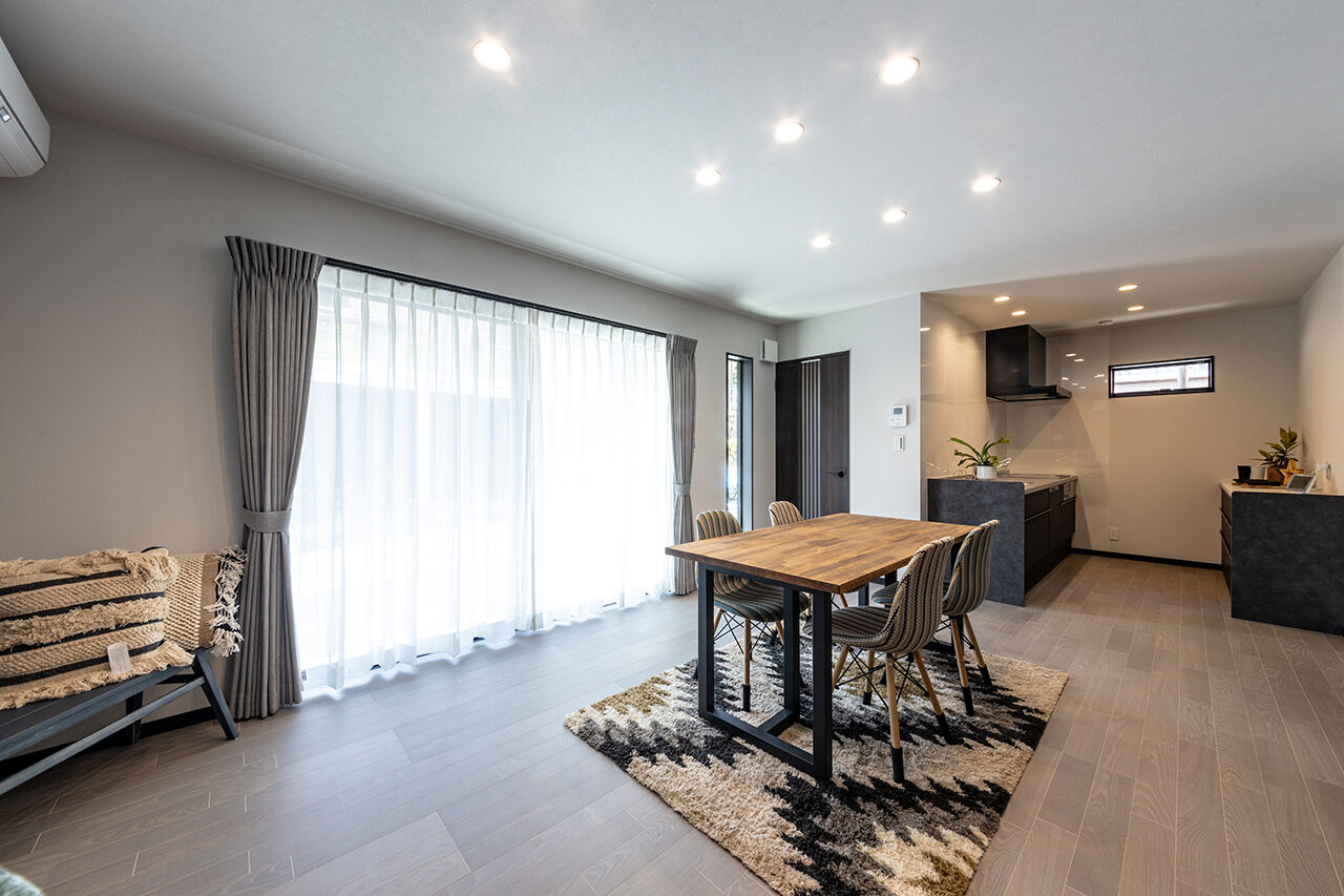 ハヤカワホーム 【1000万円台/20坪以下/平屋/ガレージ】2人暮らしにちょうどいい！17.5坪のガレージ付きコンパクト平屋！の建築実例画像2