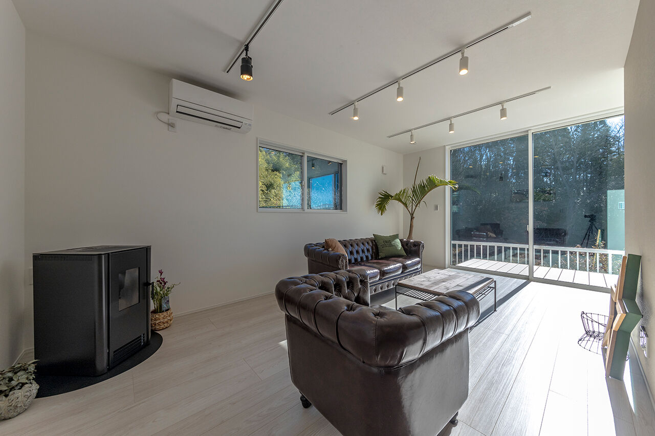 ハヤカワホーム 【1000万円台/20坪以下/平屋】暮らしに寄り添うコンパクト平屋。リビングとデッキから景色を楽しむ暮らしの建築実例画像3