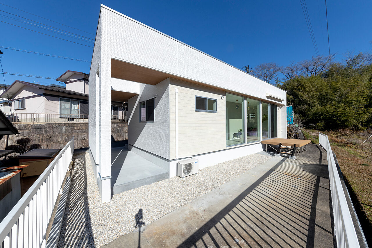 ハヤカワホーム 【1000万円台/20坪以下/平屋】暮らしに寄り添うコンパクト平屋。リビングとデッキから景色を楽しむ暮らしの建築実例画像10