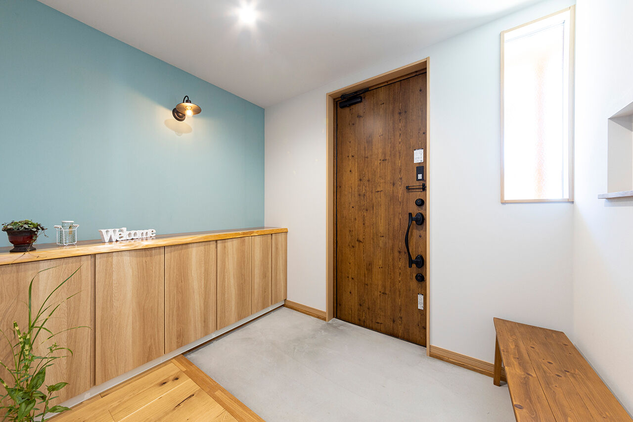 ハヤカワホーム 【カリフォルニア/サーファーズハウス】シルバーメタリックと木の外観。内装はヴィンテージ感ある本物志向の建築実例画像10