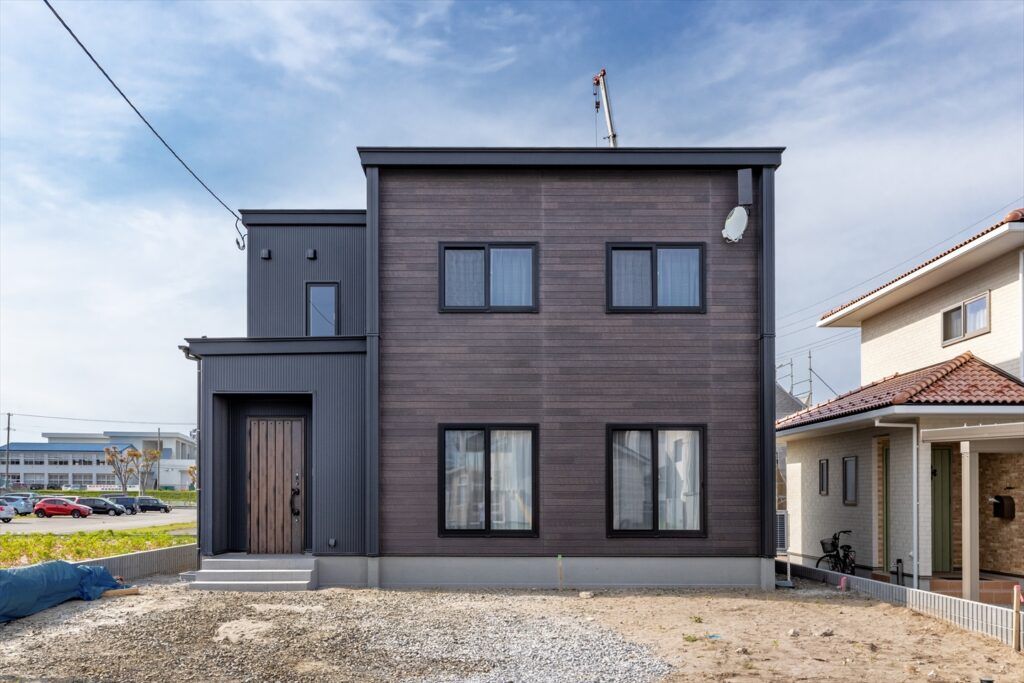SUUMO】 かっこよく、住んでいて誇らしい家 - デイジャスト