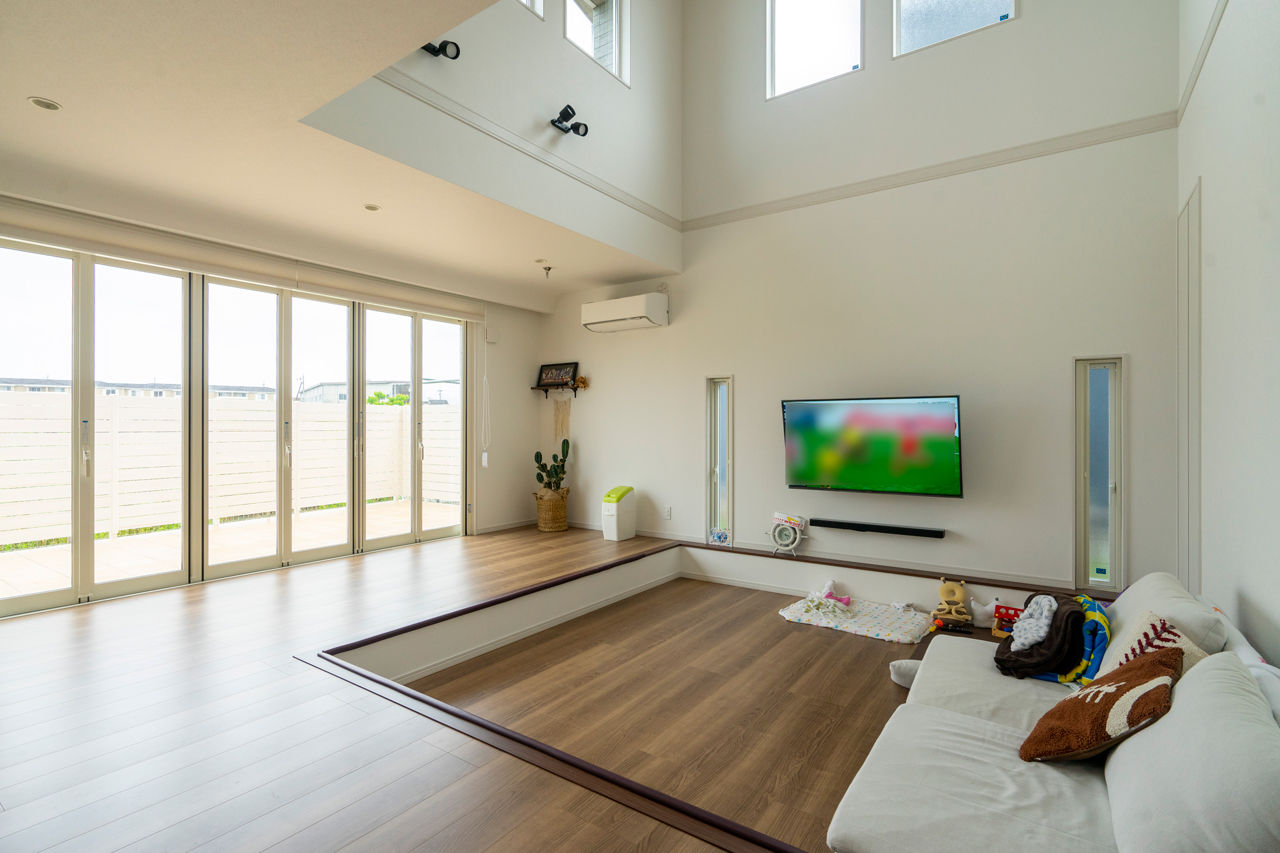 【SUUMO】 【草津市】【2600万円】吹抜け・ダウンフロア・フルオープンサッシで開放感あふれる住空間を実現 - 高栄ホーム コウエイテクノ ...
