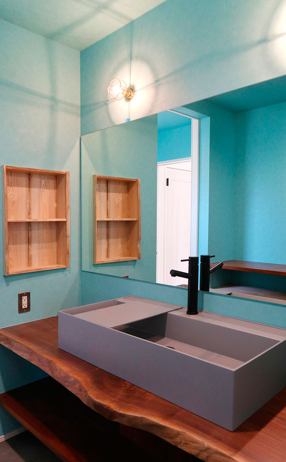 CPH【住起産業/静岡県東部】 【田方郡/ビルトインガレージ】デザインも暮らしやすさも兼ね備えた、クラシカルなアメリカンハウスの建築実例画像4