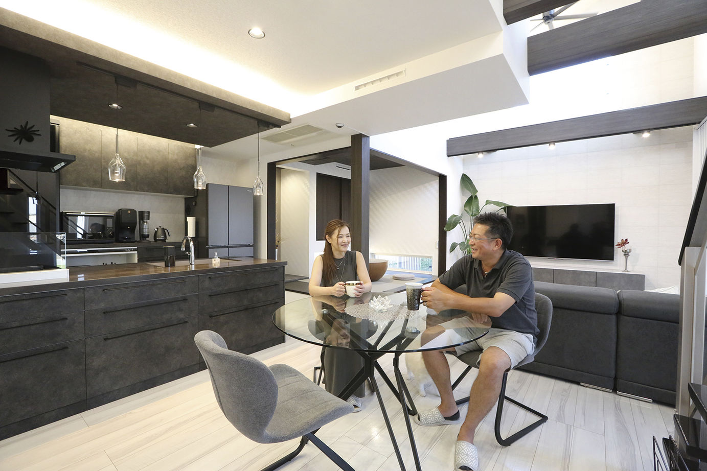 桧家住宅 【ペット／平屋／間取図有】人も愛犬も心地よい！ラグジュアリーな平屋が紡ぐ至福の時間の建築実例画像5