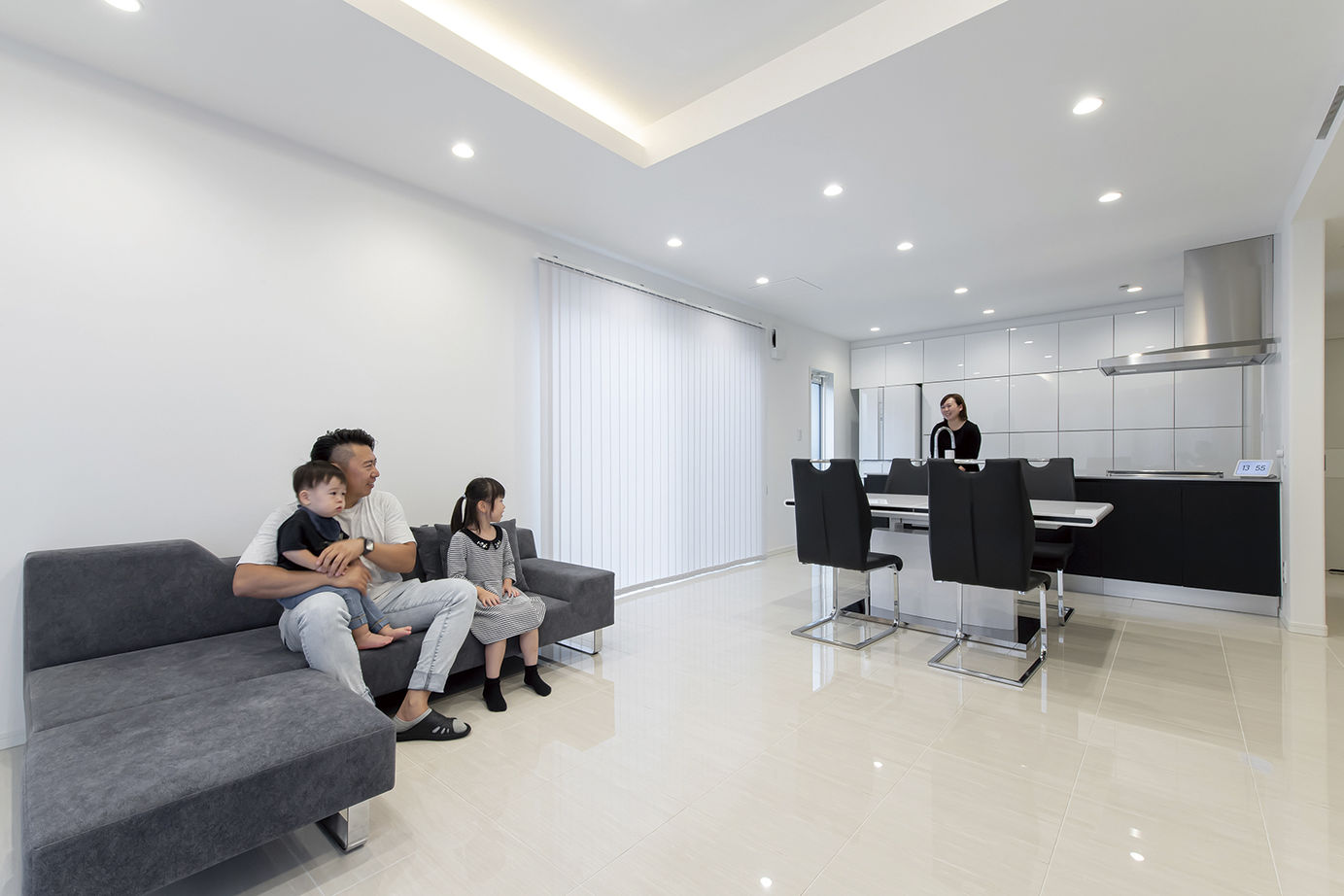 桧家住宅 【屋上／家事動線／間取図有】「アトリエ」と 「青空リビング」が、家族仲をぐっと深めてくれる住まいの建築実例画像2