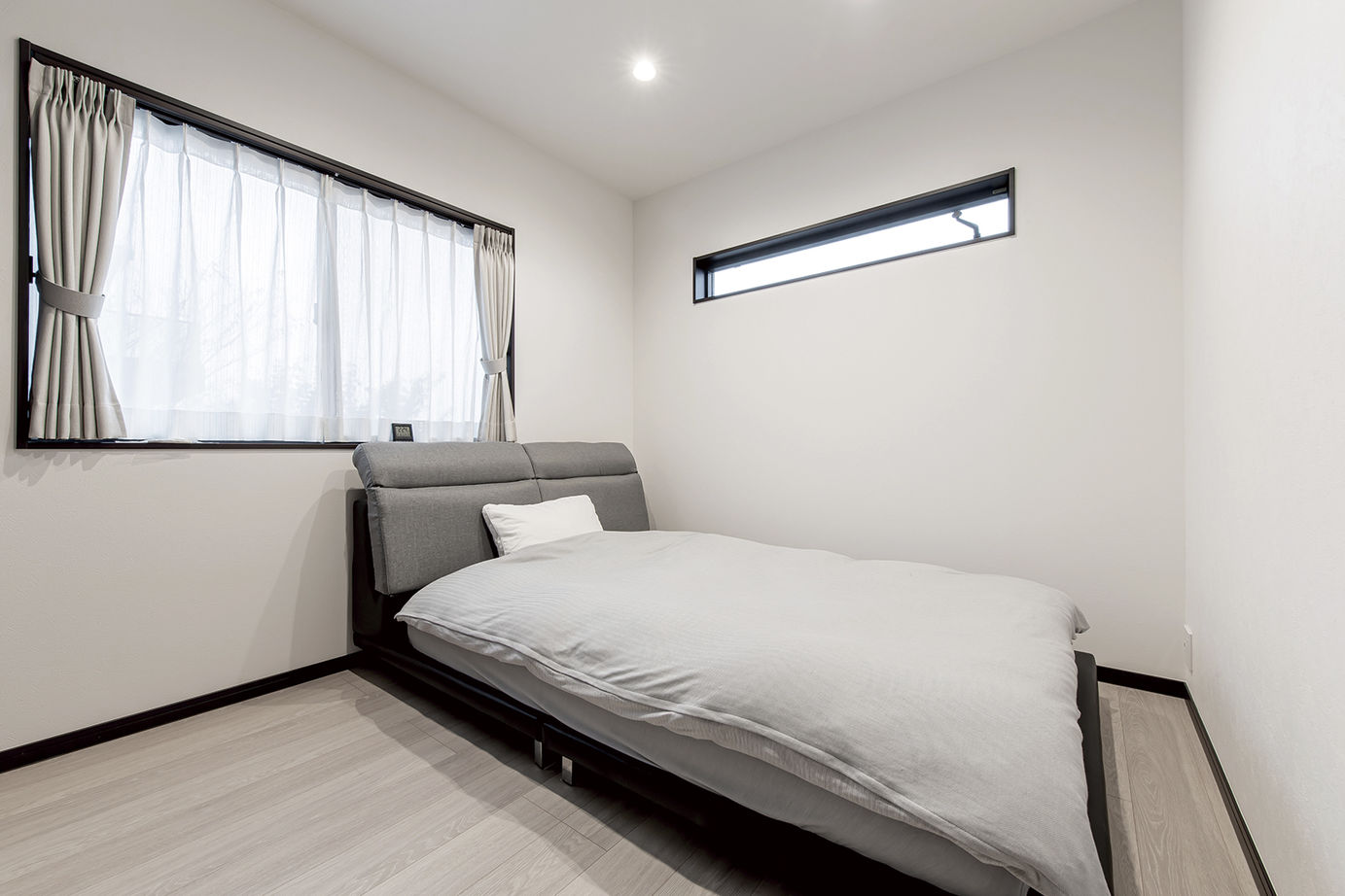 桧家住宅 【屋上／家事動線／間取図有】「アトリエ」と 「青空リビング」が、家族仲をぐっと深めてくれる住まいの建築実例画像9