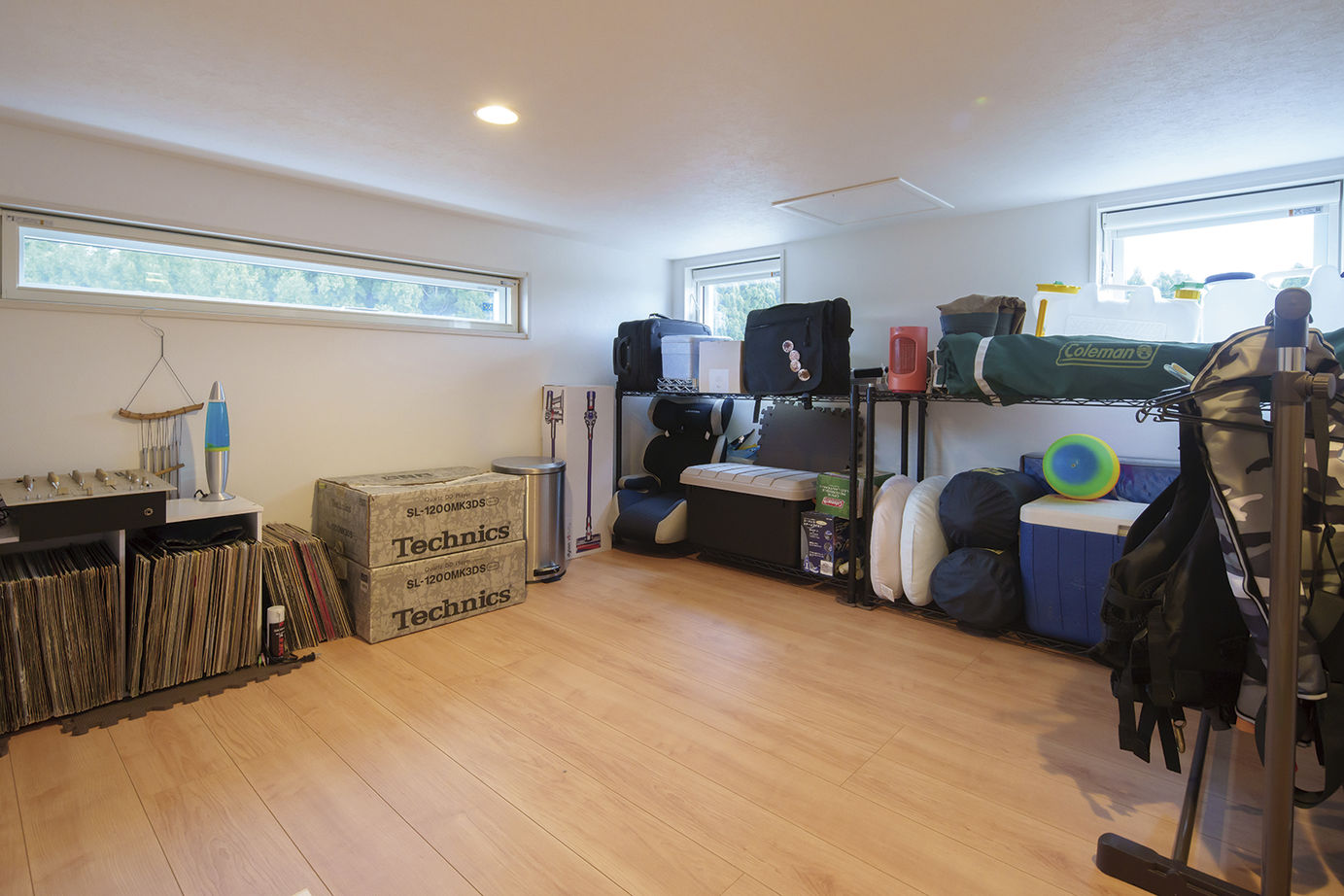 桧家住宅 【吹抜／北欧風／収納充実／間取図有】自然との心地いい調和を感じながら暮らす北欧風リゾートハウスの建築実例画像7