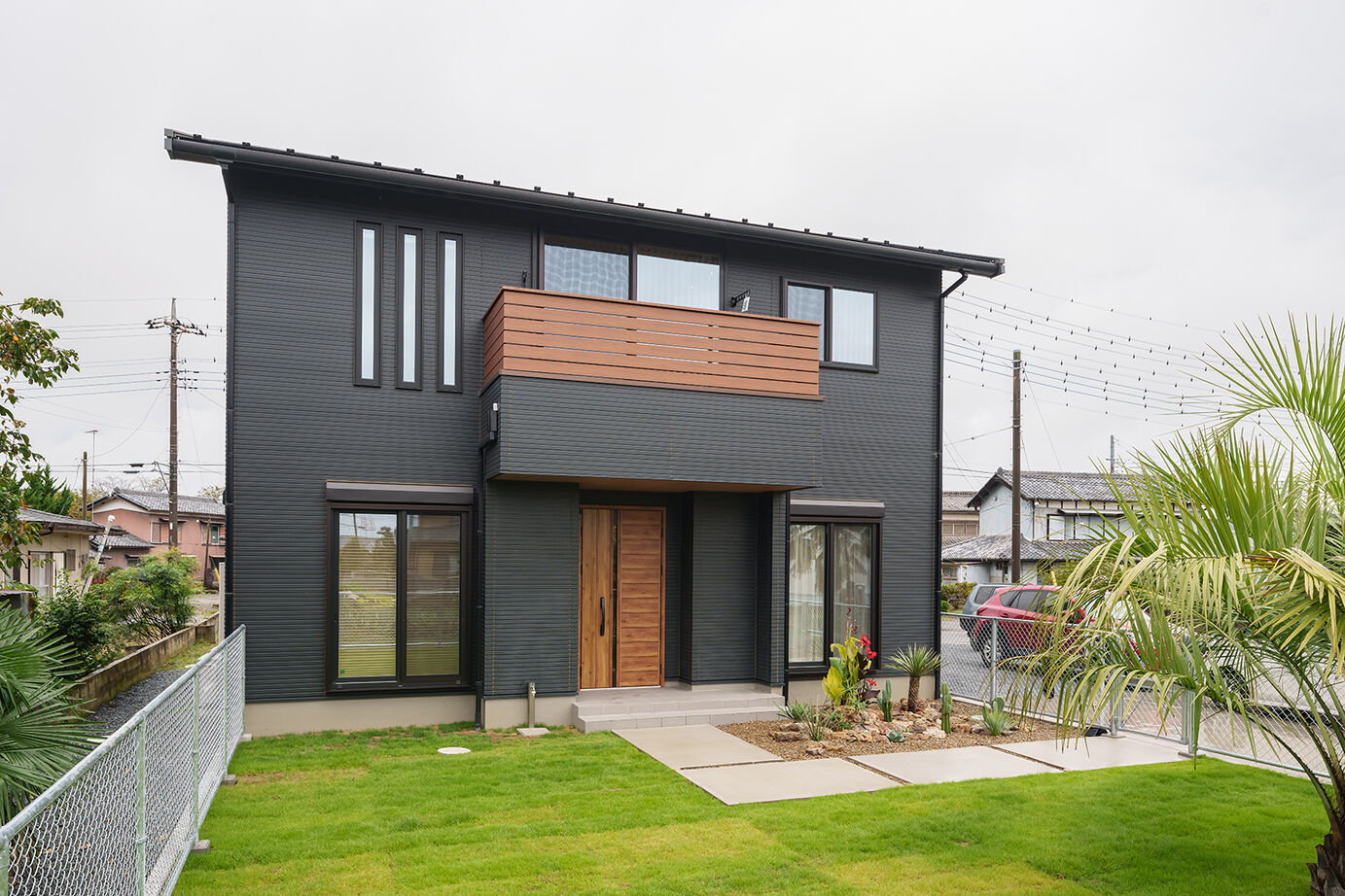 桧家住宅 【2階リビング／勾配天井／間取図】ウッディな素材感や間接照明の陰影を楽しむ「男前な家」の建築実例画像7