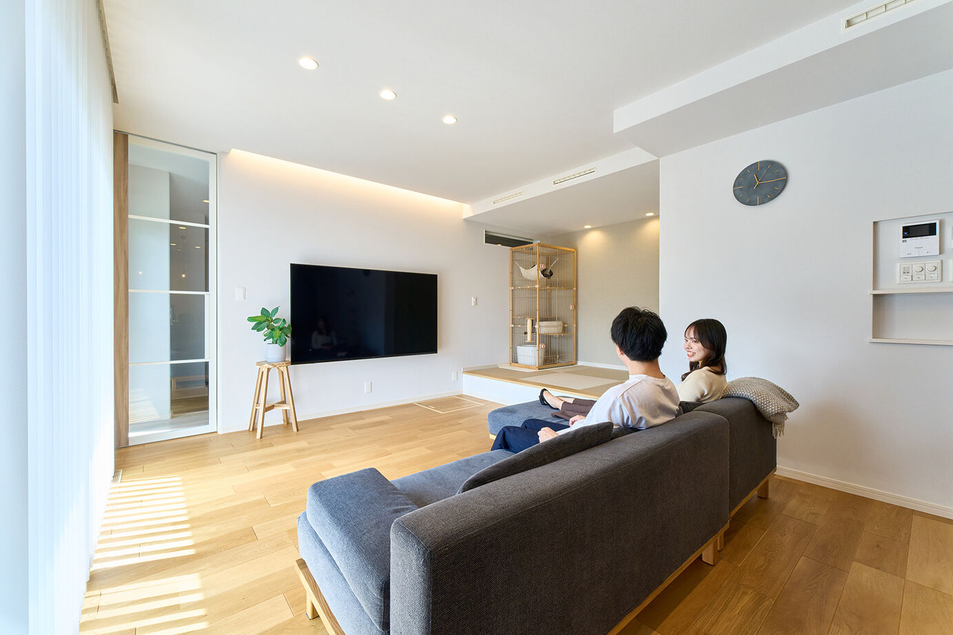 桧家住宅 【平屋／家事動線／ペット】使いやすい間取りと、シンプルな和モダンのデザインが心地いい平屋の建築実例画像4